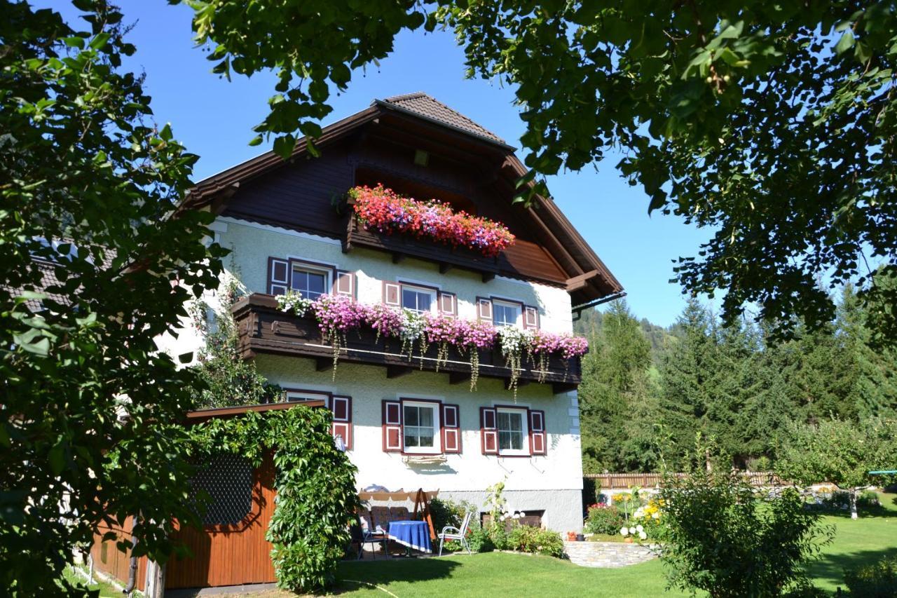 Apartment Berg & Naturliebe Oberweissburg Esterno foto