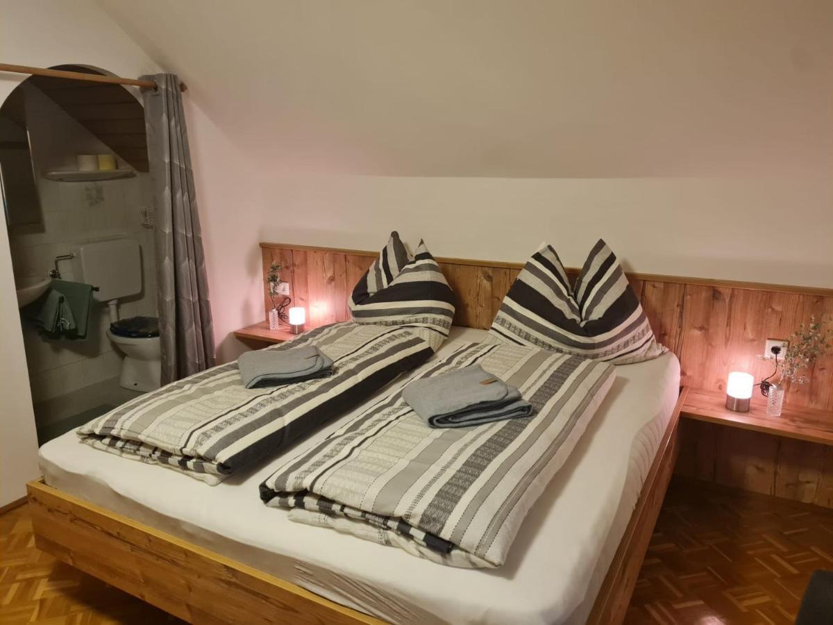 Apartment Berg & Naturliebe Oberweissburg Esterno foto